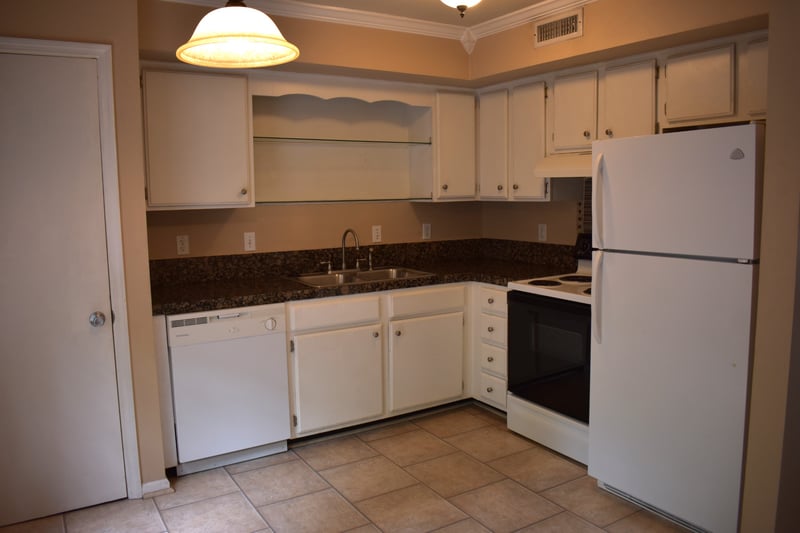 169 Edgewood Dr, Hendersonville, TN 37075