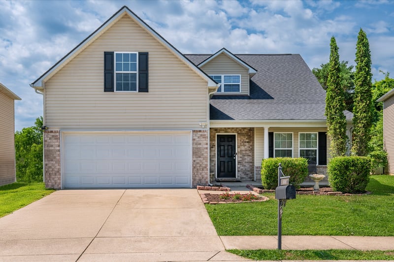 515 Creek Oak Dr, Murfreesboro, TN 37128