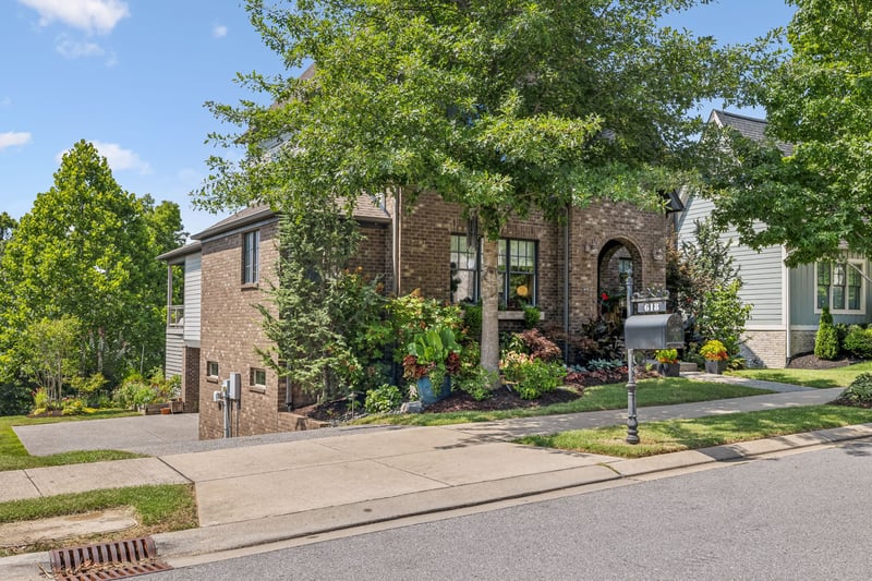 618 Finnhorse Ln, Franklin, TN 37064