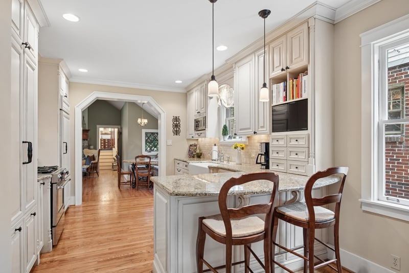 2720 W Linden Ave, Nashville, TN 37212