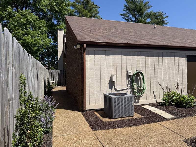 916 Old Fountain Pl, Hermitage, TN 37076