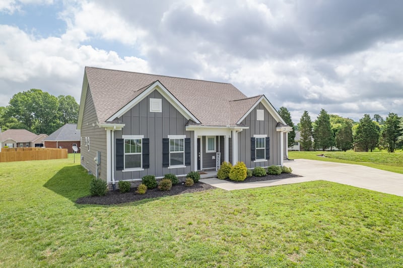 727 Larry Cir, Mount Pleasant, TN 38474
