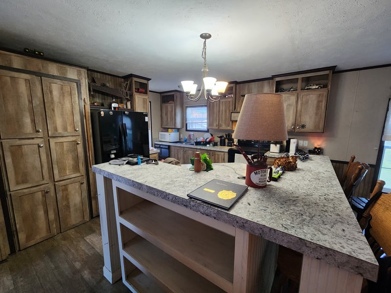 2435 Old Greenbrier Pike, Greenbrier, TN 37073