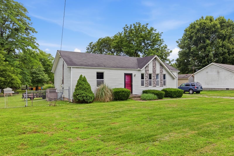 5753 Seminary Rd, Smyrna, TN 37167