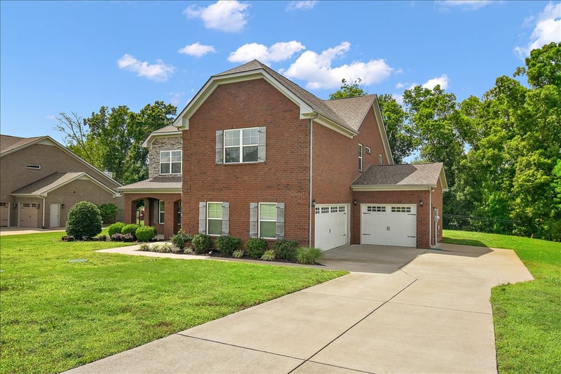 1509 Lila Dr, Murfreesboro, TN 37128
