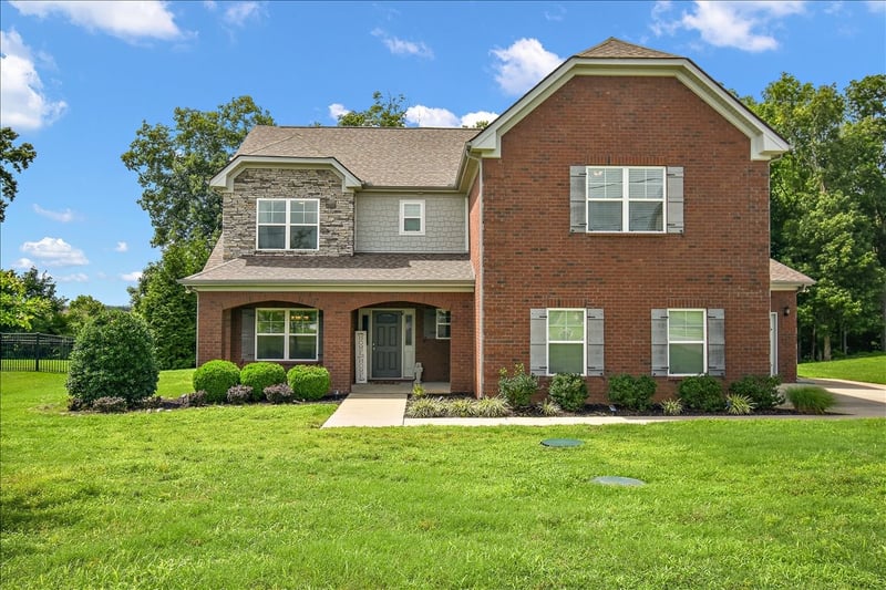 1509 Lila Dr, Murfreesboro, TN 37128