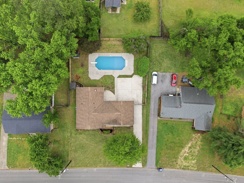 4721 Phoenix Dr, Hermitage, TN 37076