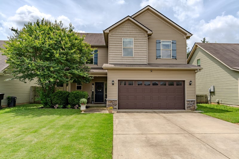 1850 Warmingfield Dr, Murfreesboro, TN 37127
