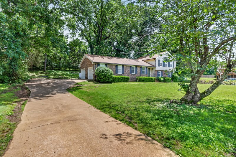 489 Canton Ps, Madison, TN 37115