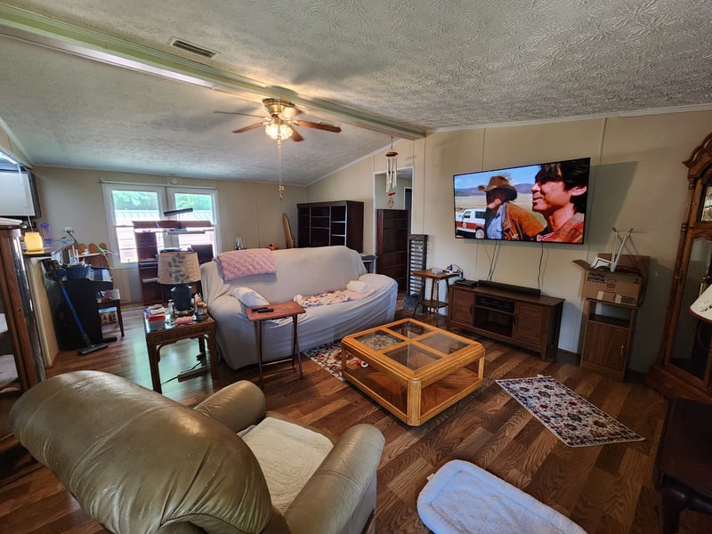 2791 Nunley St, Greenbrier, TN 37073