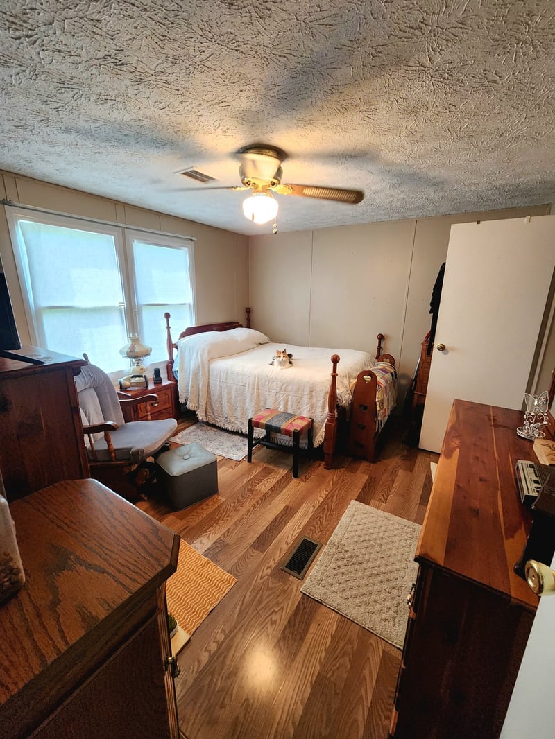 2791 Nunley St, Greenbrier, TN 37073