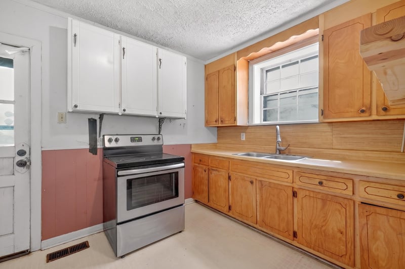 3903 Burrus St, Nashville, TN 37216