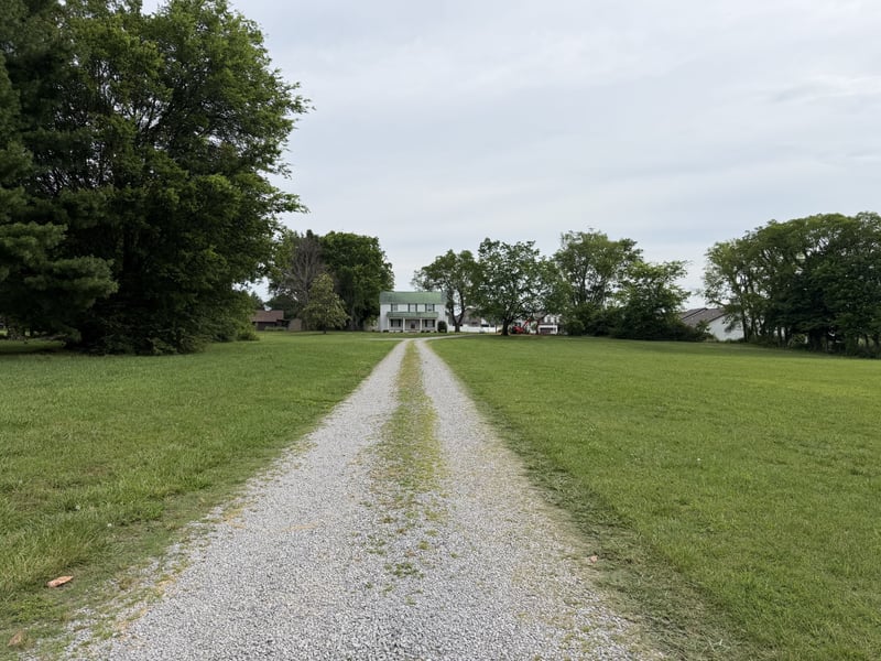1310 Veterans Pkwy, Murfreesboro, TN 37128