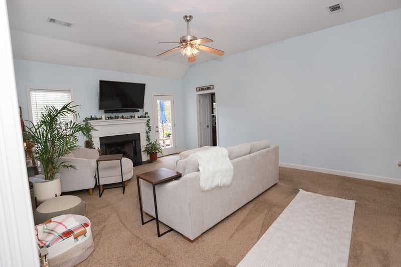 1118 Franklin Dr, Greenbrier, TN 37073