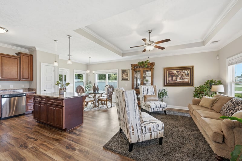 640 Laurel Ln, Murfreesboro, TN 37127