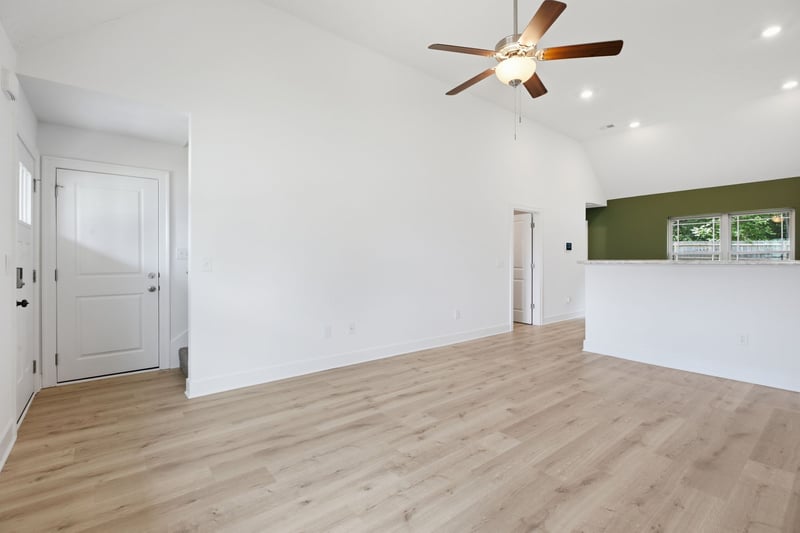 2506 Red Barn Rd, Christiana, TN 37037