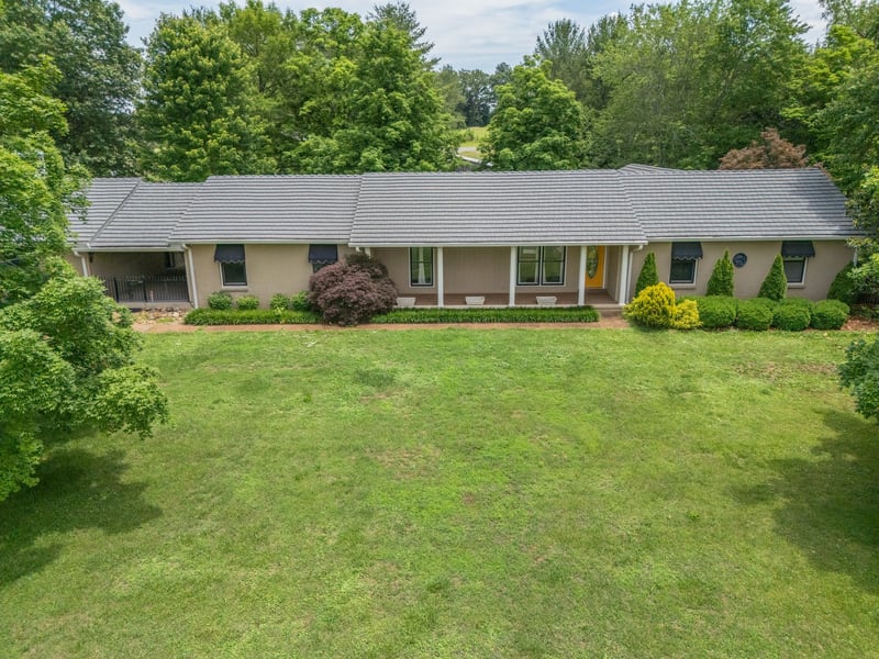 9133 Twelve Corners Rd, Lascassas, TN 37085