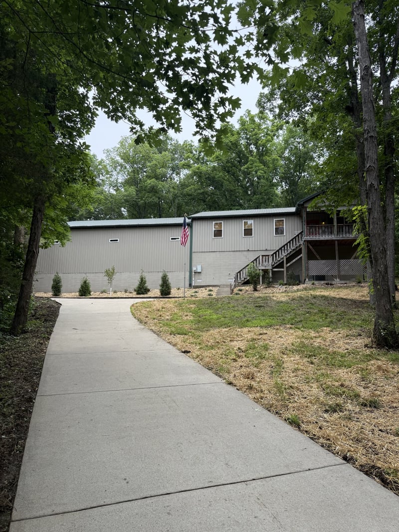 527 Hickory Ridge Rd, Gallatin, TN 37066