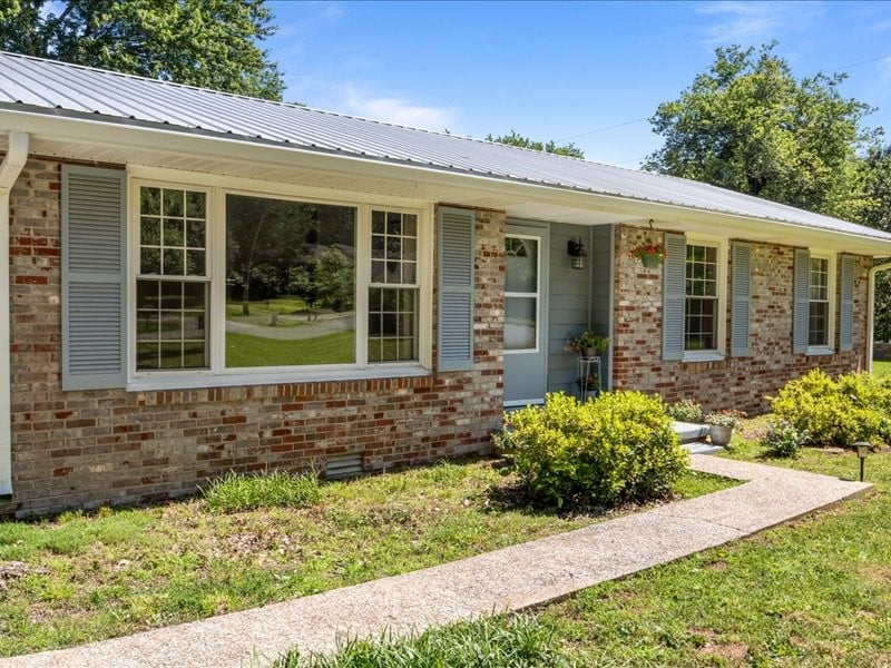 108 Sherry Ln, Dickson, TN 37055