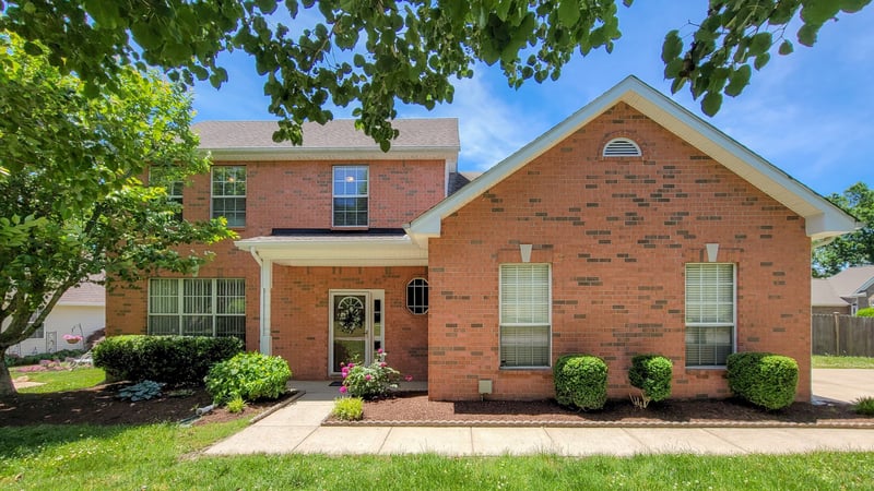 1701 Portway Ct, Spring Hill, TN 37174
