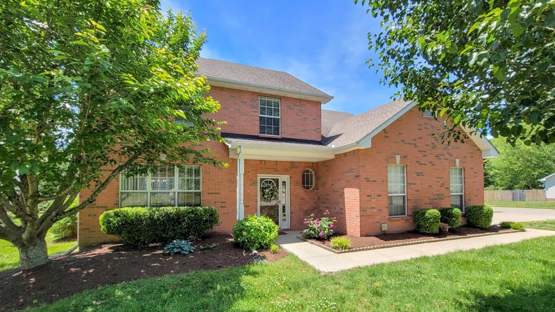 1701 Portway Ct, Spring Hill, TN 37174
