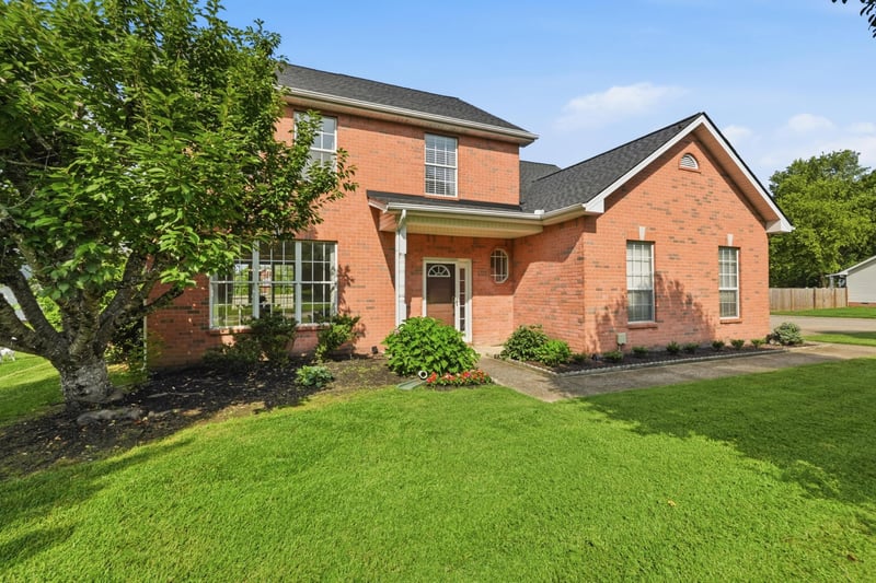 1701 Portway Ct, Spring Hill, TN 37174
