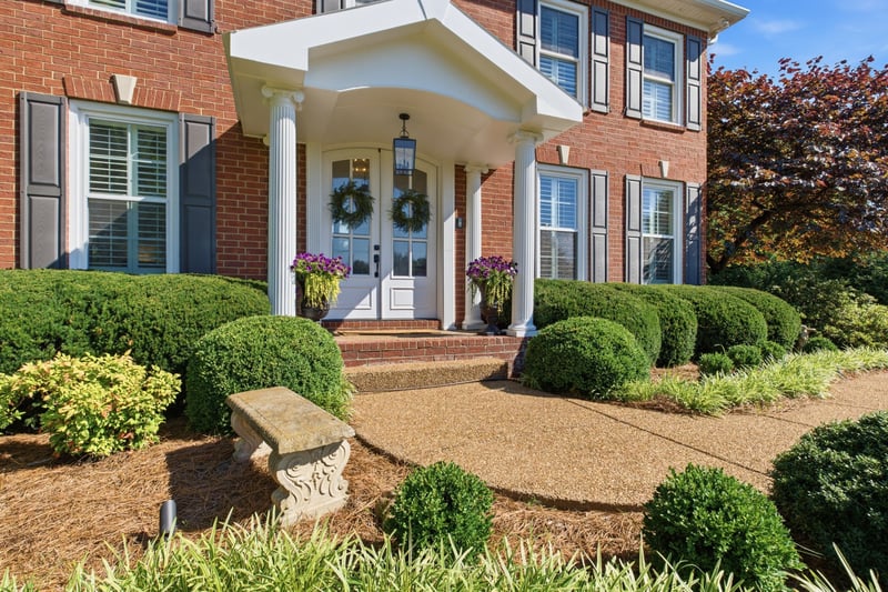 2240 Oakleaf Dr, Franklin, TN 37064
