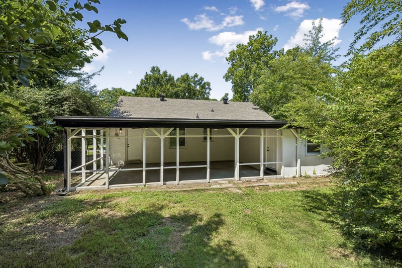 2208 Larimore Dr, Nashville, TN 37214