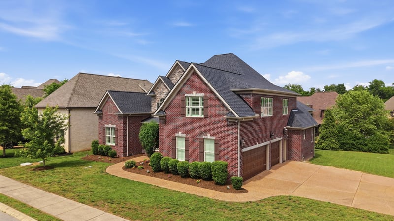 6000 Wallaby Ct, Spring Hill, TN 37174
