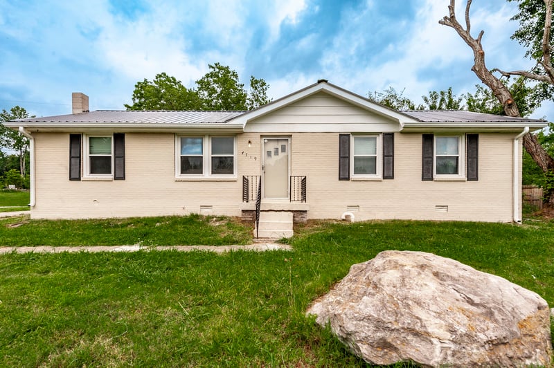 4719 Austin Peay Hwy, Westmoreland, TN 37186