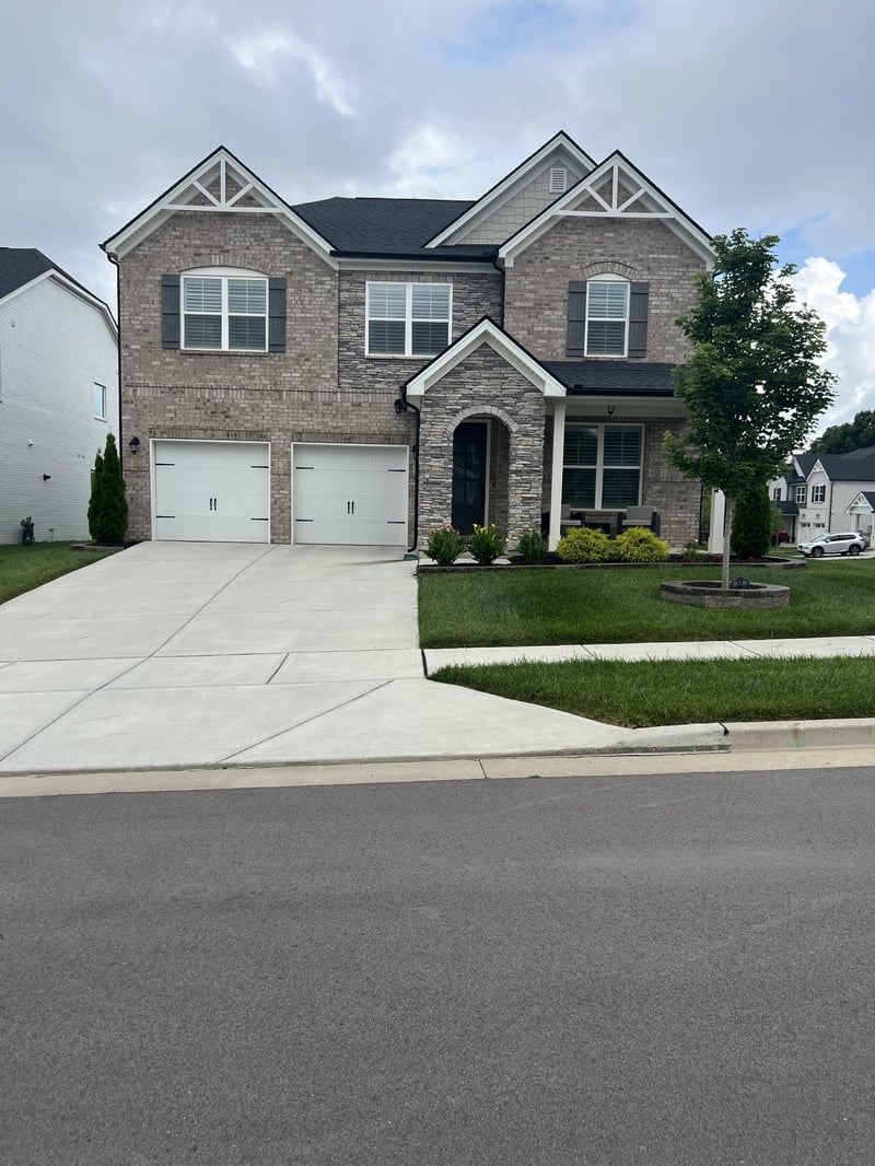 215 Heartland Dr, Mount Juliet, TN 37122