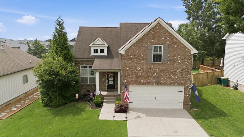 1091 Achiever Cir, Spring Hill, TN 37174