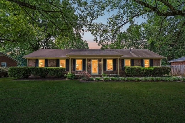 1419 Avon Rd, Murfreesboro, TN 37129
