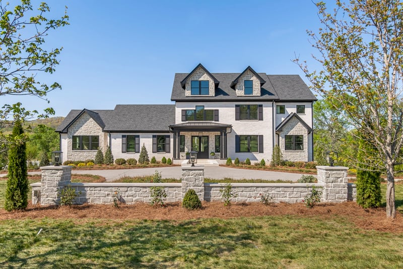 102 Steeplechase Ln, Nashville, TN 37221