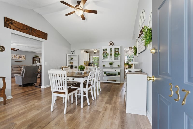 337 Lake Forest Dr, La Vergne, TN 37086