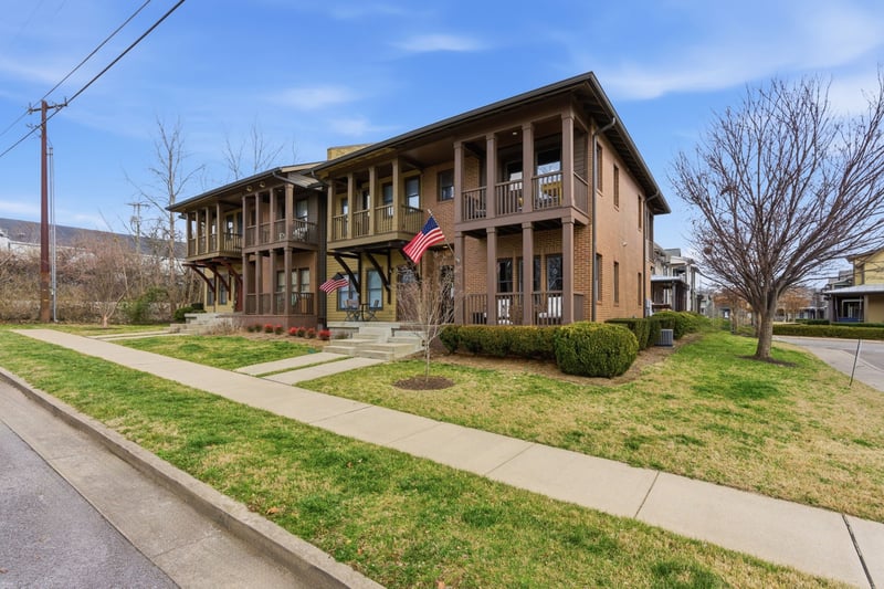 200 36th Ave, Nashville, TN 37209