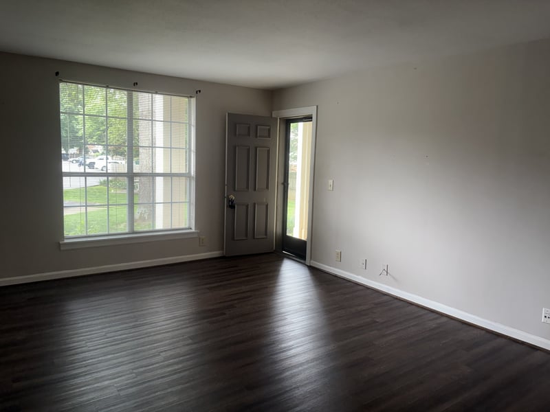 1280 Middle Tennessee Blvd #G1, Murfreesboro, TN 37130
