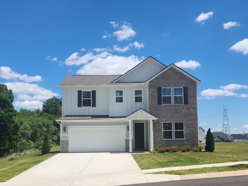 2366 Williamsport Ldg, Columbia, TN 38401