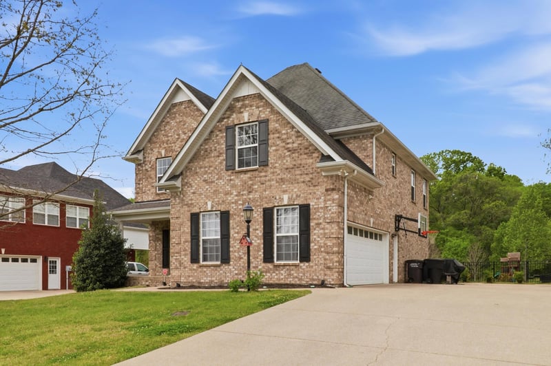 2305 Scout Dr, Rockvale, TN 37153