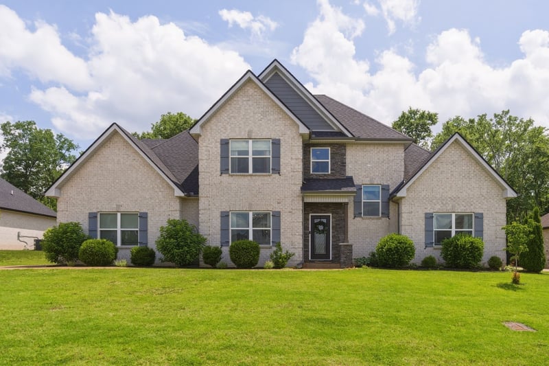 1223 Emmie Reece Dr, Smyrna, TN 37167