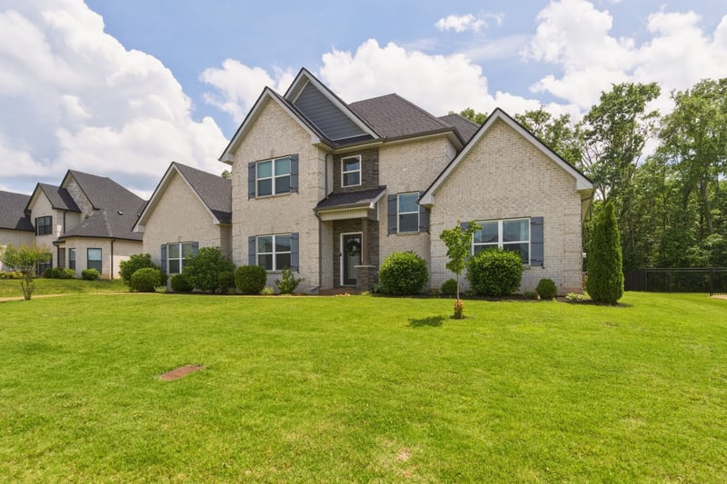 1223 Emmie Reece Dr, Smyrna, TN 37167