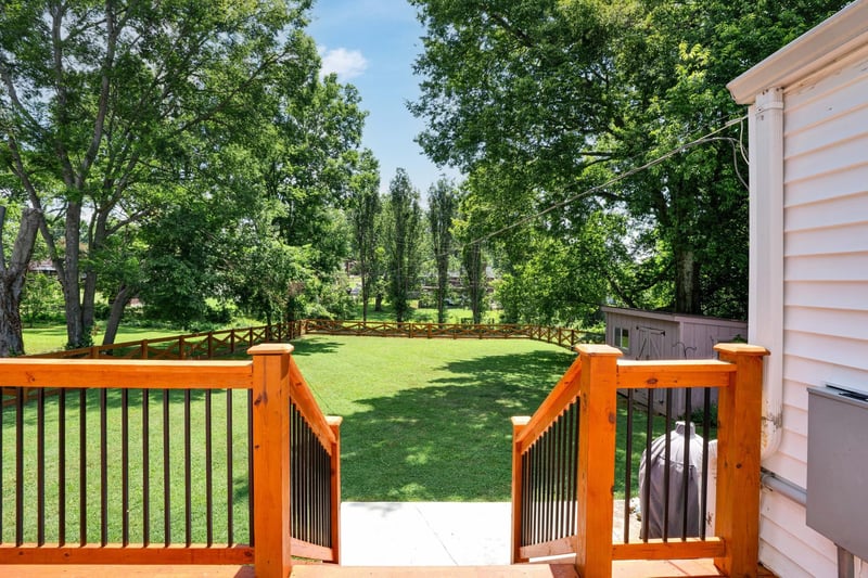 217 Ridgeway Dr, Nashville, TN 37214