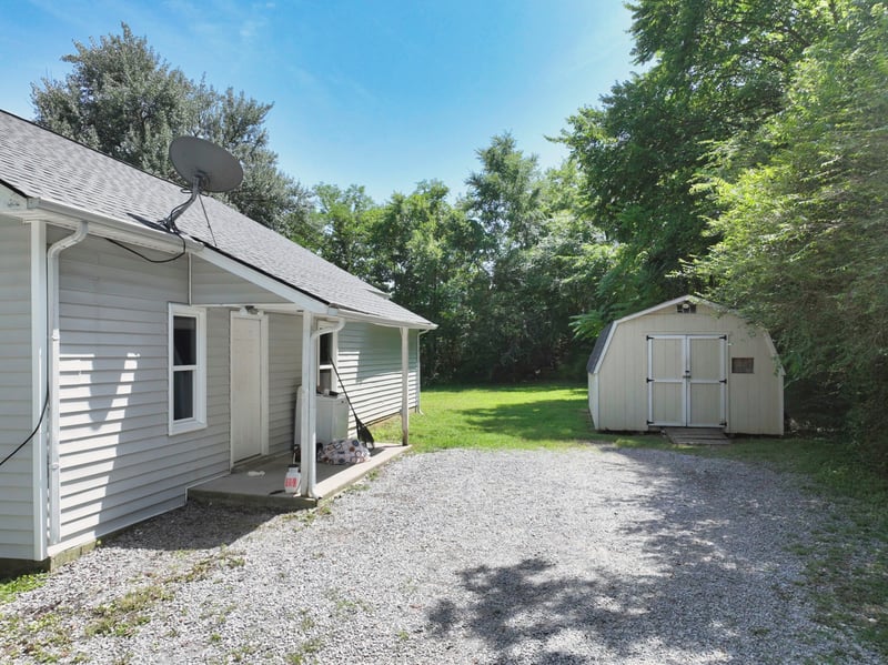 1290 Louisville Hwy, Goodlettsville, TN 37072