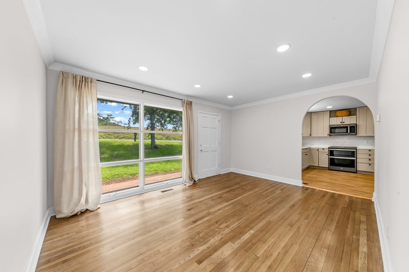 7220 Polk Ln, Columbia, TN 38401
