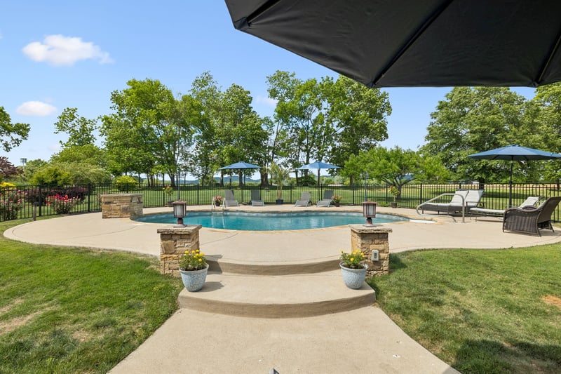 1032 Harness Cir, Gallatin, TN 37066
