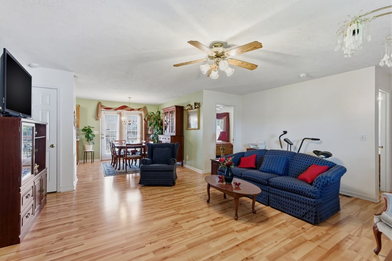 1701 Jamie Dr, Columbia, TN 38401