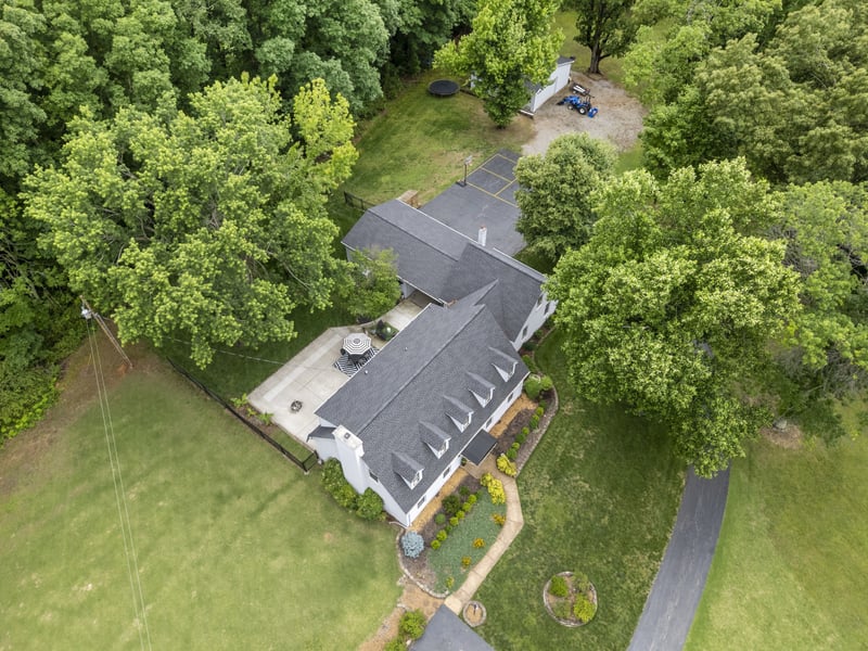1100 Mill Rd, Dickson, TN 37055