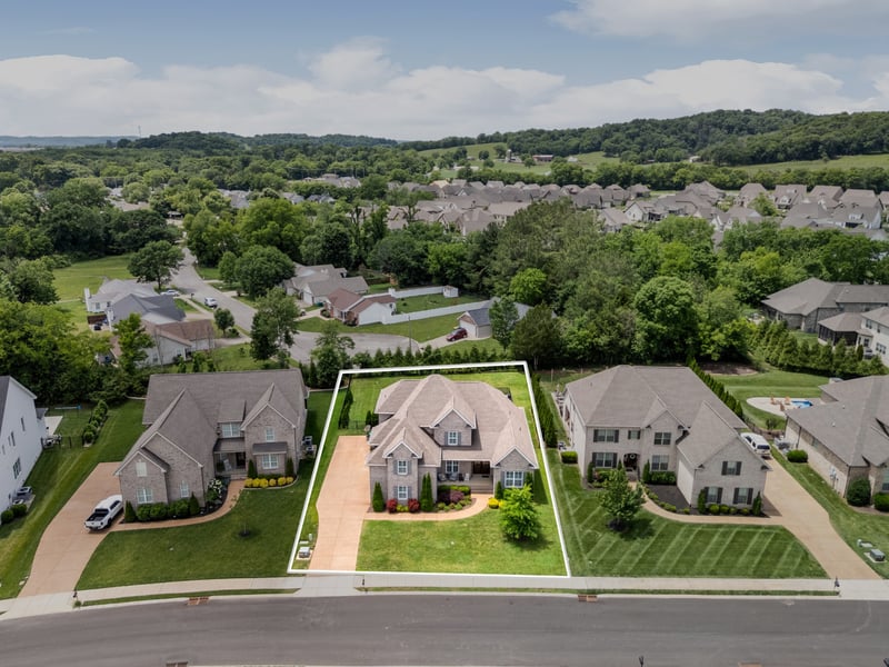 2057 Autumn Ridge Way, Spring Hill, TN 37174
