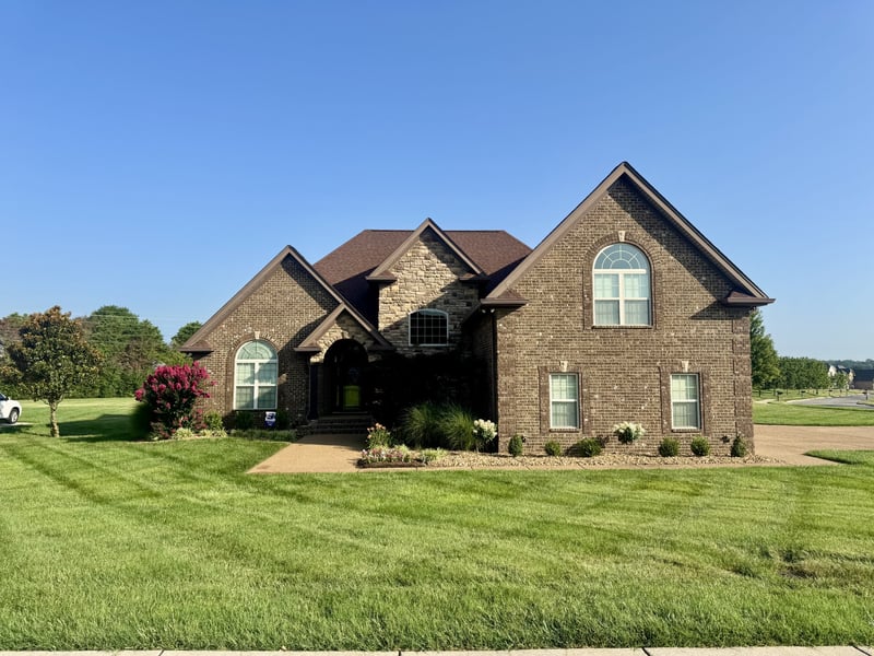 703 Farmington Dr, Lebanon, TN 37087