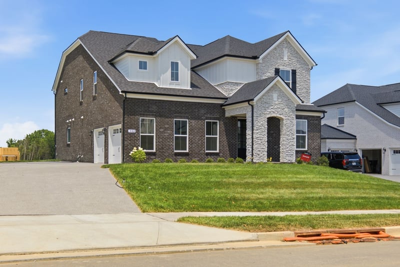 982 Champions Cir, Mount Juliet, TN 37122